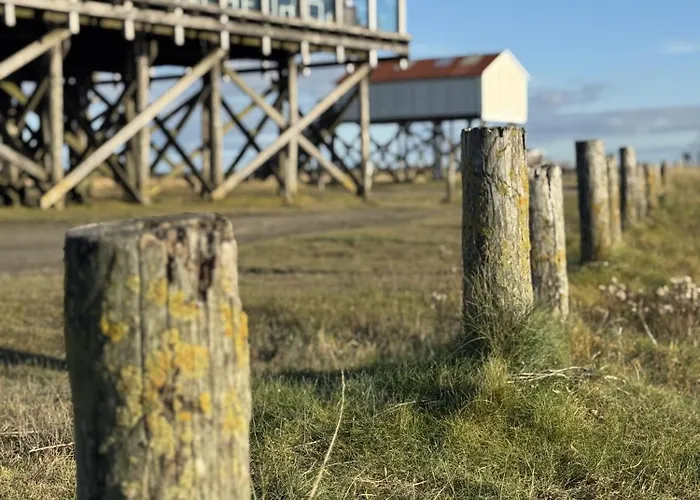 Im Bad, Strandnah Und Zentral Böhl